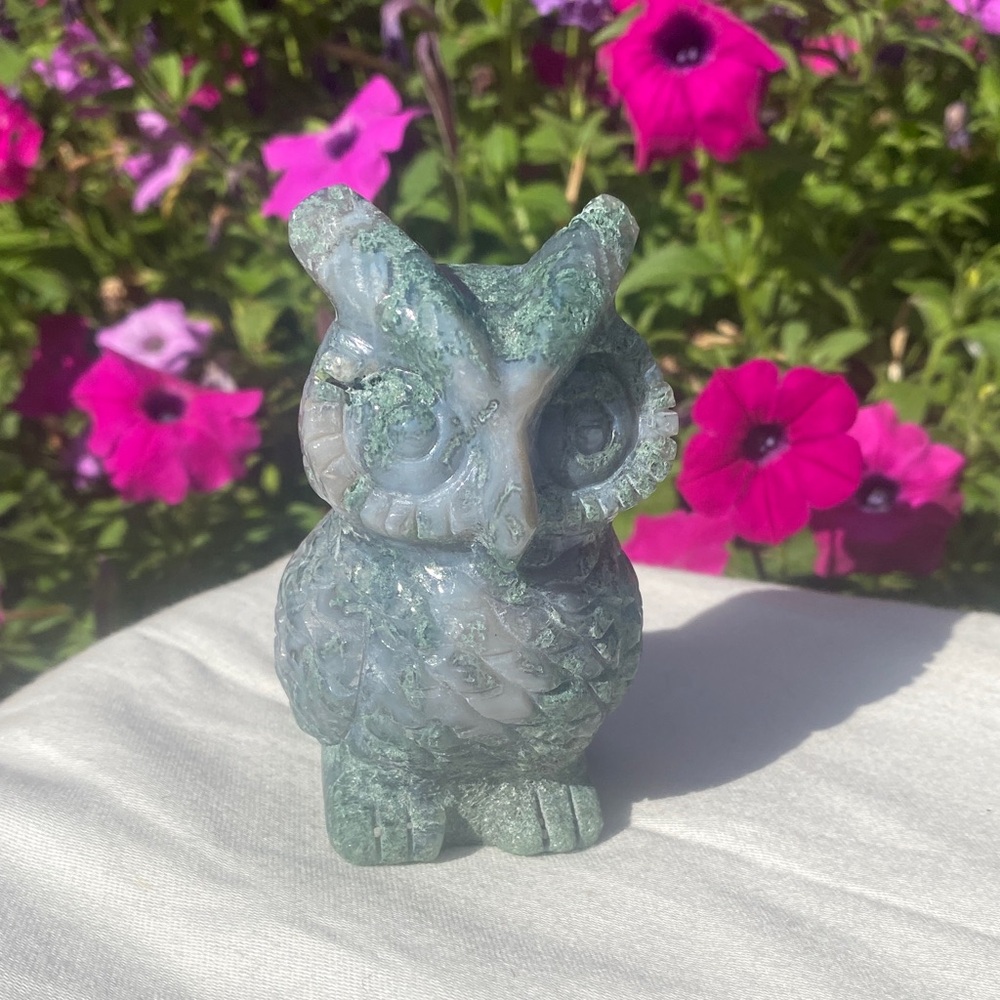 Moss Agate Owl Carving